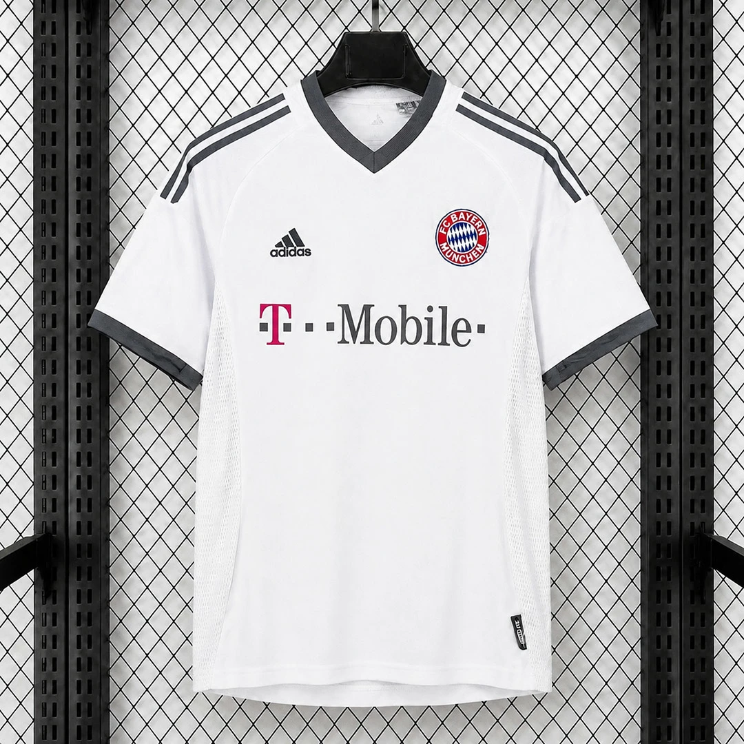 02/04 Bayern Munchen Away Retro Soccer Jersey