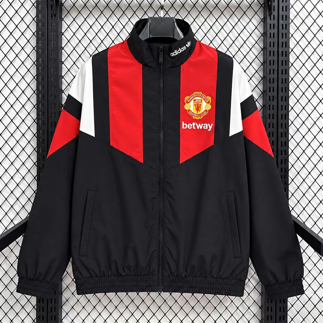 26/27 Manchester United EQT Black Tracksuit Windbreaker