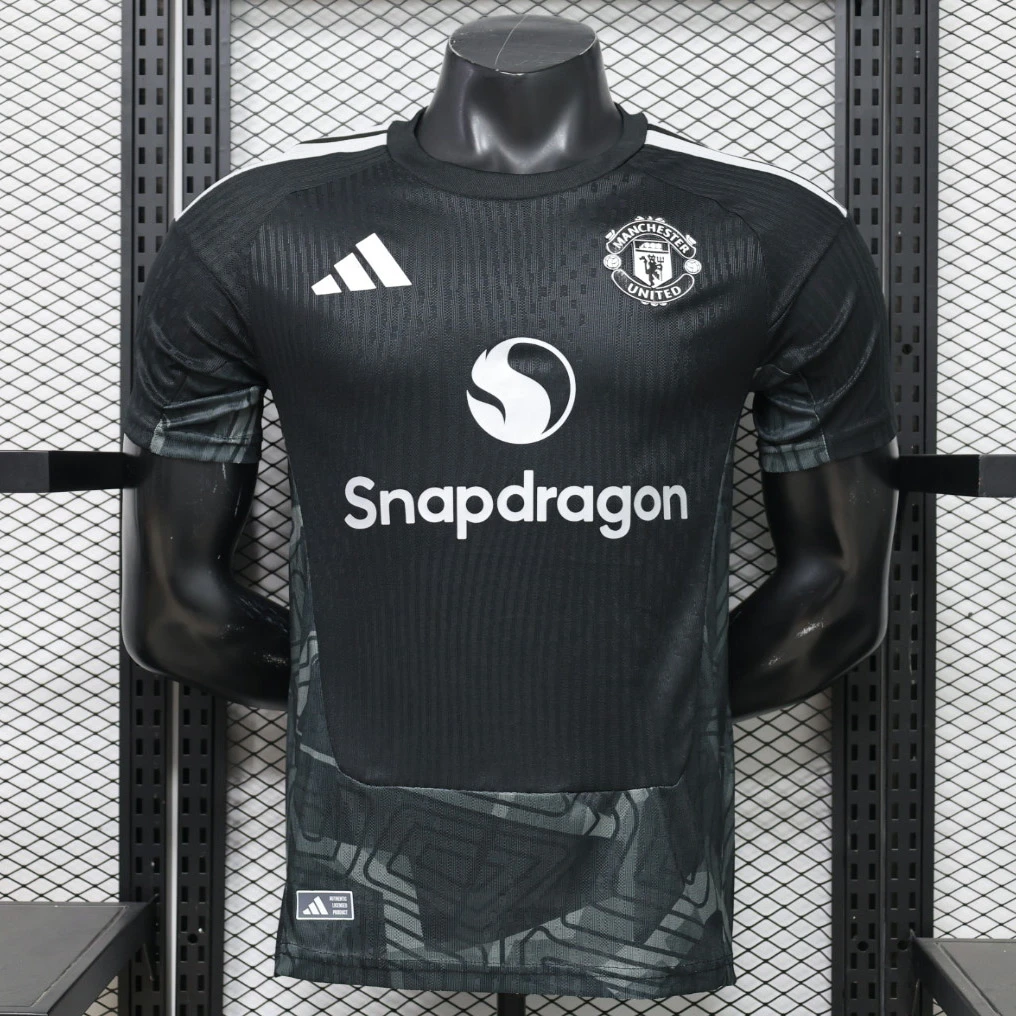 26/27 Manchester United Goalkeeper Player Version Soccer Jersey