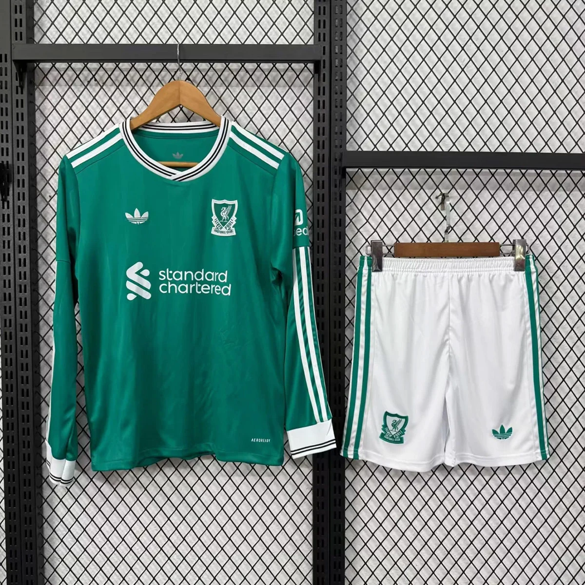 25/26 Liverpool Third Long Sleeve Kids Soccer Jersey Size 16-28