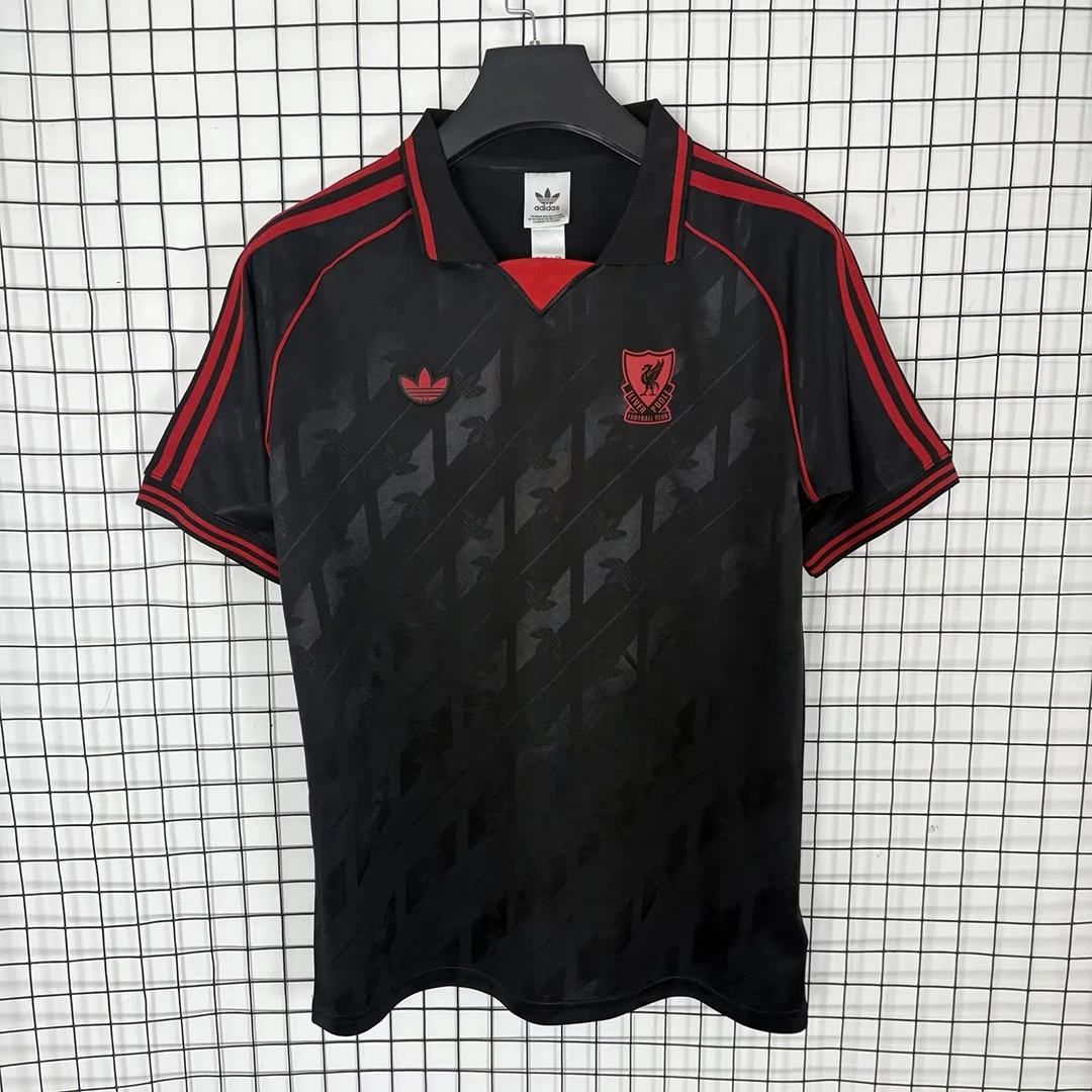 25/26 Liverpool Retro 90s Black Soccer Jersey