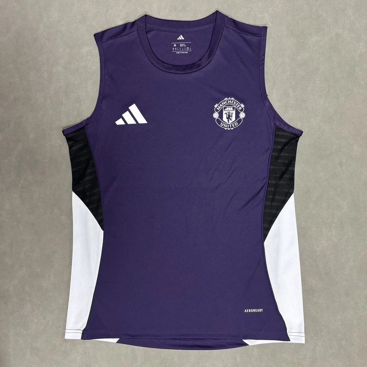 25/26 Manchester United Training Vest