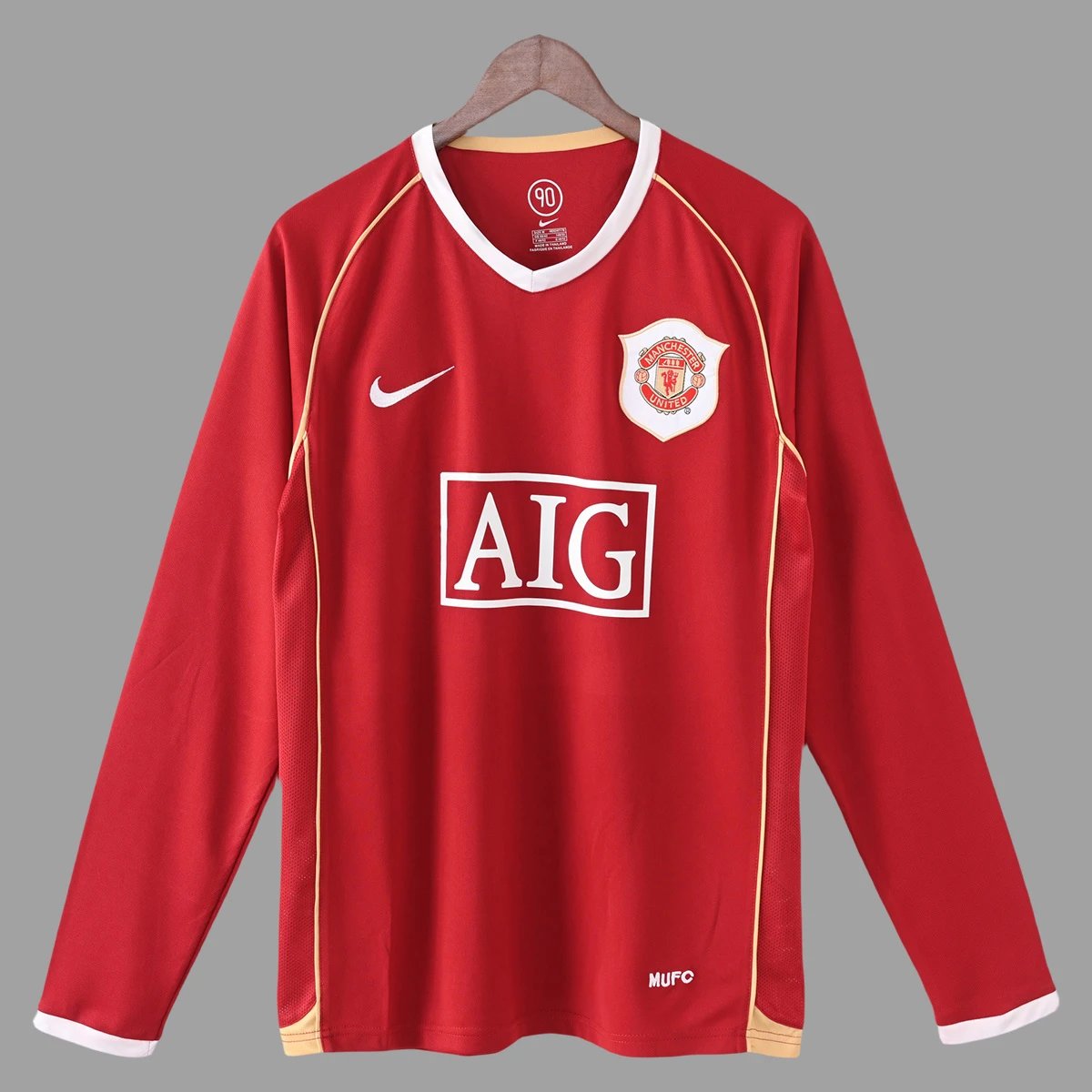 06/07 Manchester United Home Long Sleeve Retro Soccer Jersey