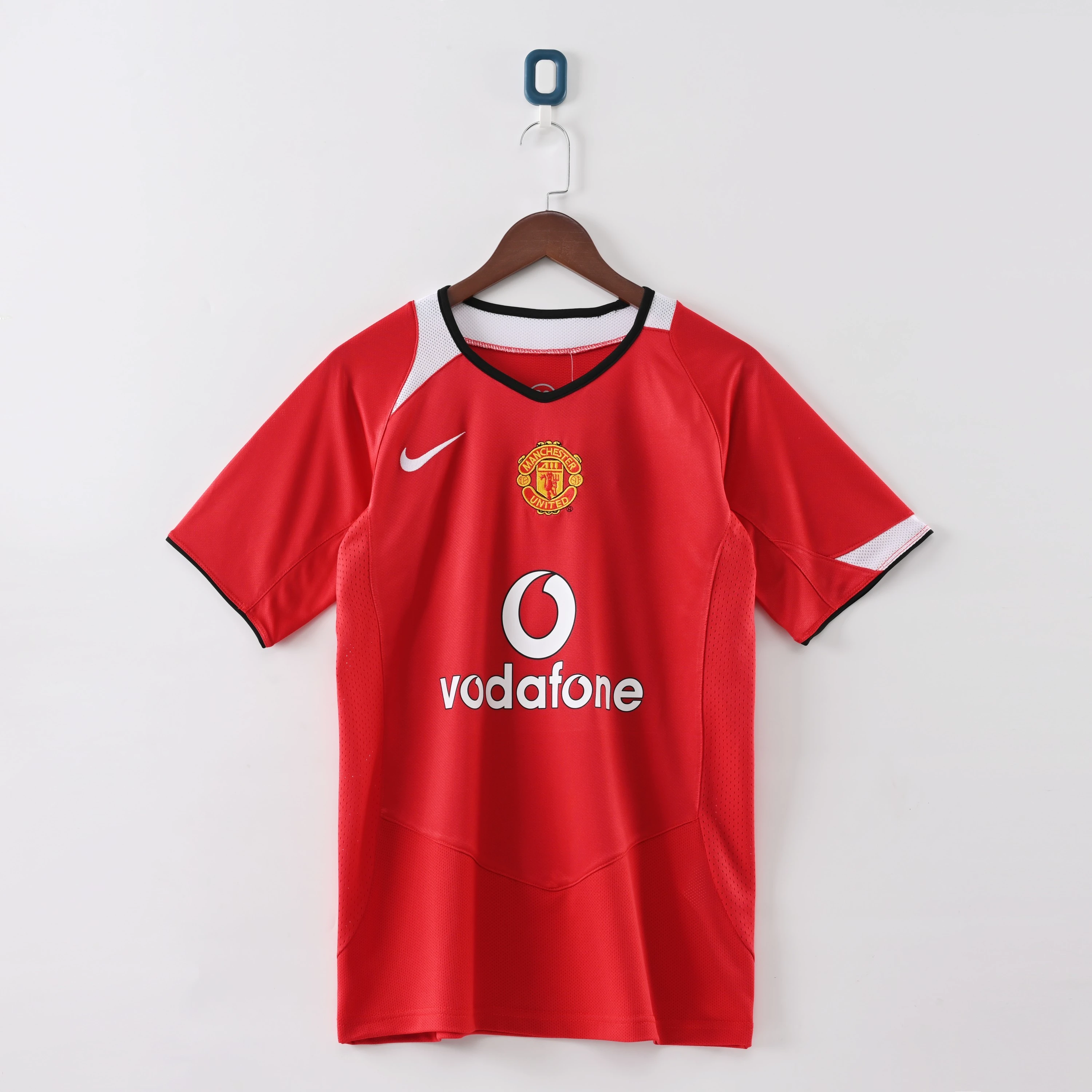 04/06 Manchester United Home Retro Soccer Jersey