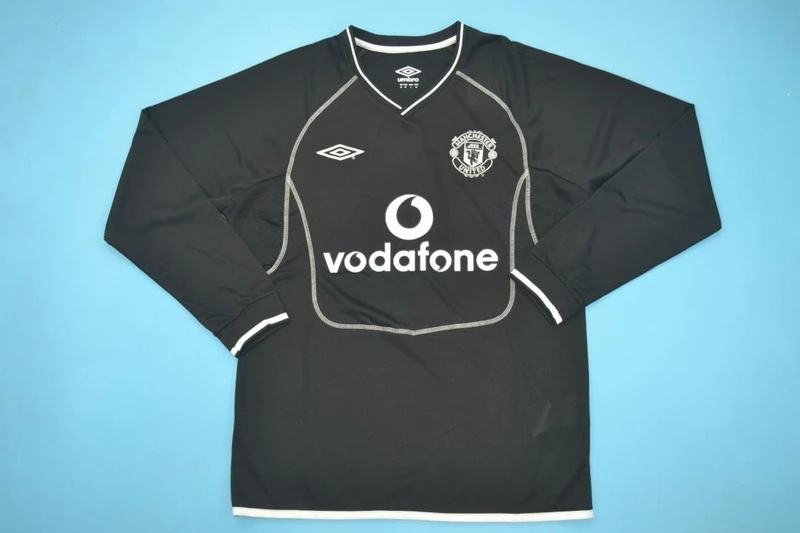 01-02 Manchester United away black long sleeve