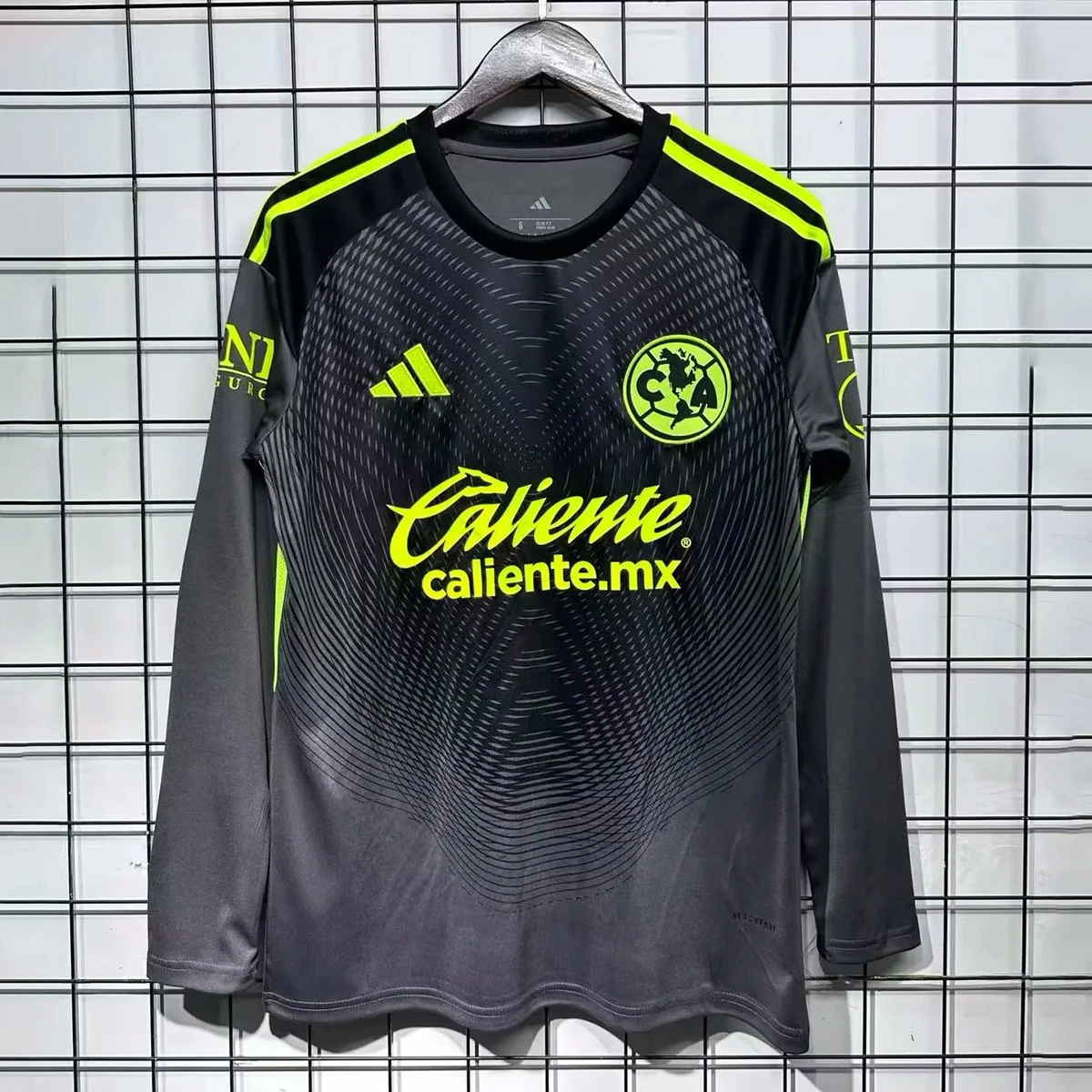 25/26 Club America Goalkeeper Long Sleeve Soccer Jersey