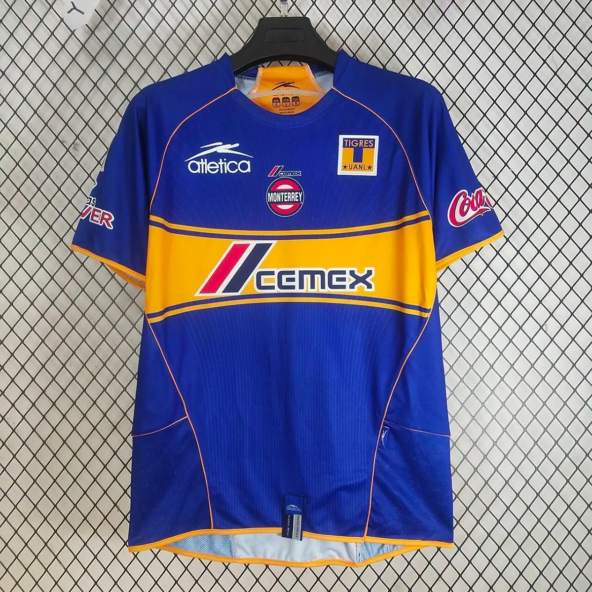 05/06 Tigres UANL Away Retro Soccer Jersey