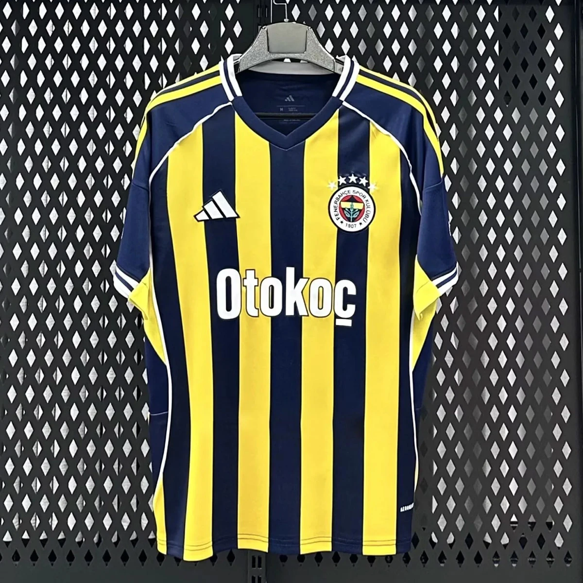 25/26 Fenerbahce Home Soccer Jersey