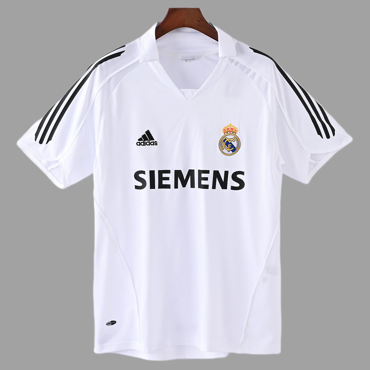 05/06 Real Madrid home Retro soccer jersey
