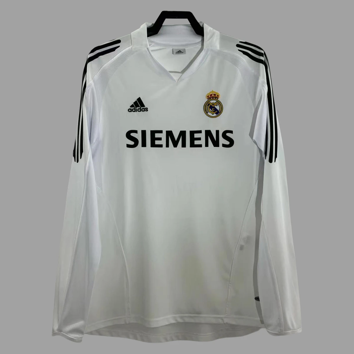 05/06 Real Madrid Home Long Sleeve Retro Soccer Jersey