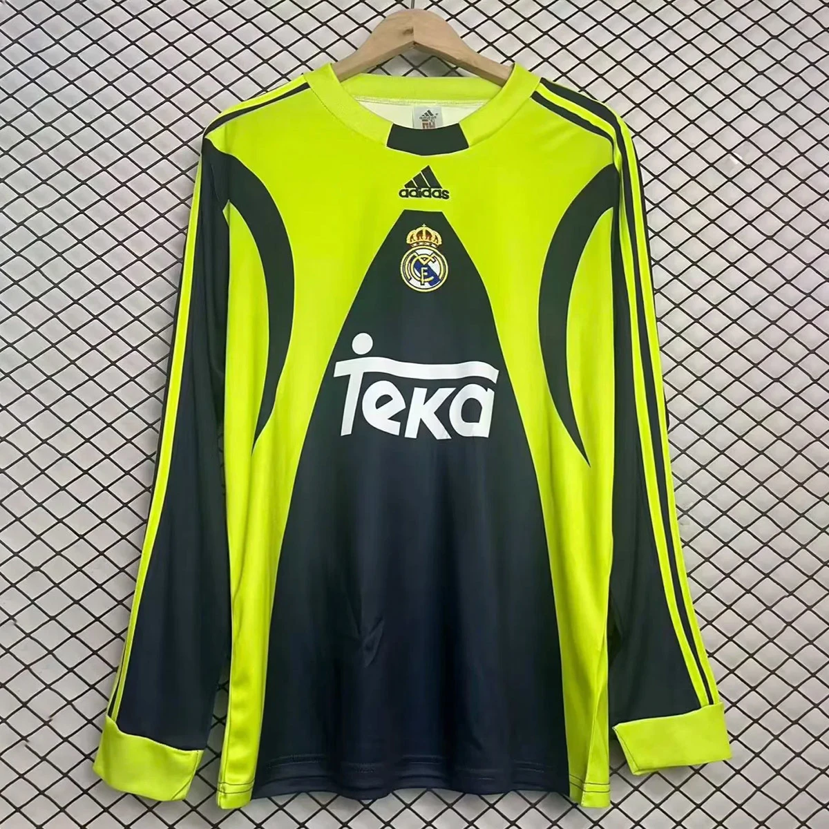 99/00 Real Madrid Goalkeeper 2 Long Sleeve Retro Soccer Jersey