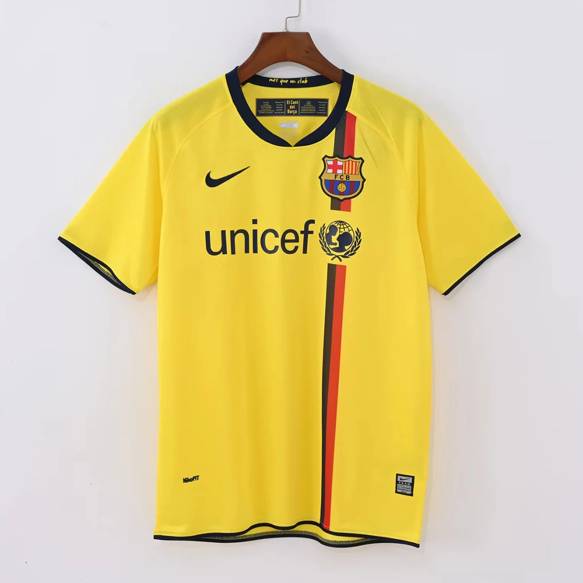 08/09 Barcelona Away Retro Soccer Jersey