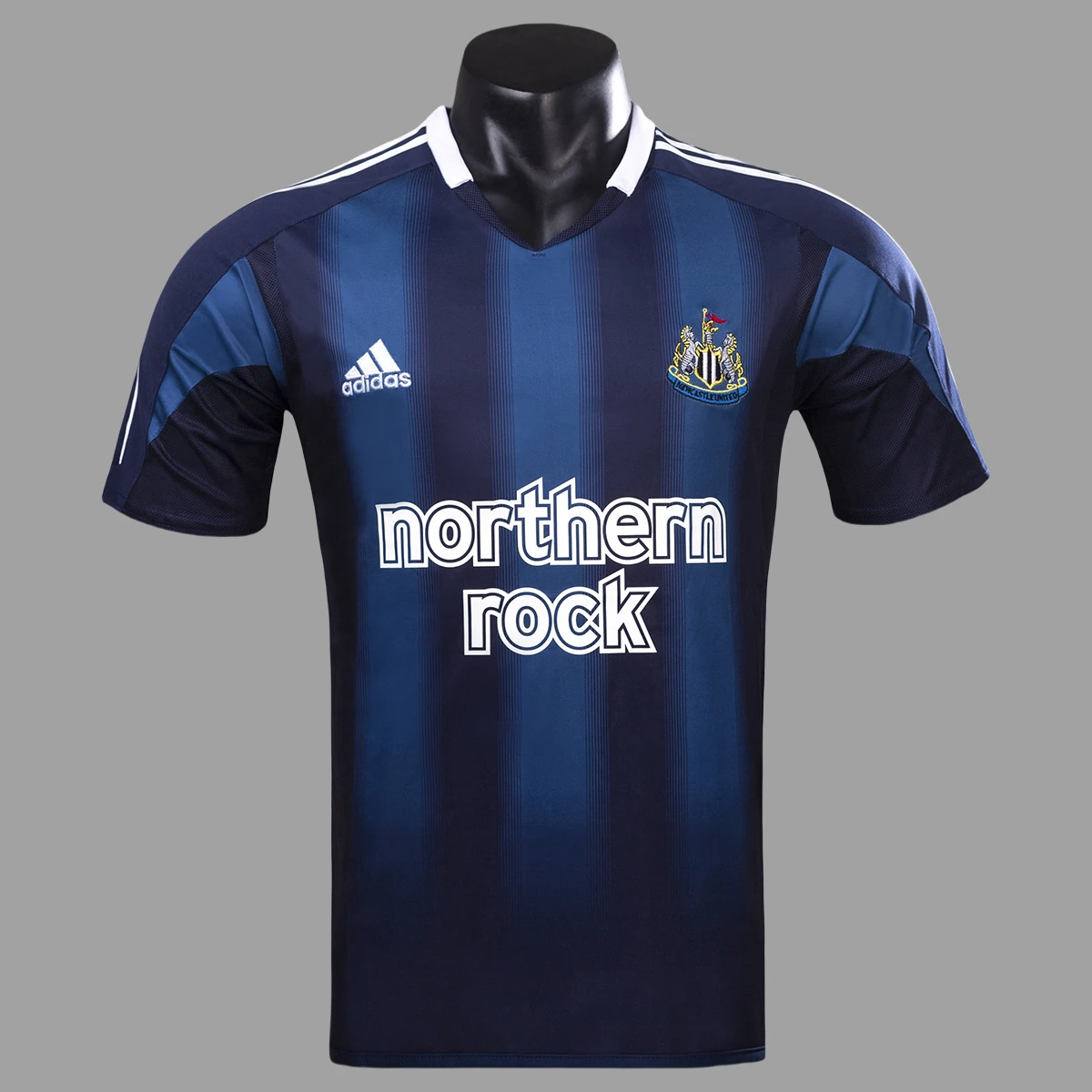 04/05 Newcastle United Away Retro Soccer Jersey