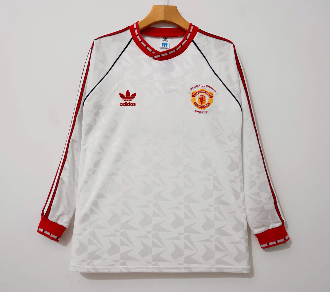 90/91 Manchester United European Cup Winner’s Cup Final Long Sleeve Retro Soccer Jersey