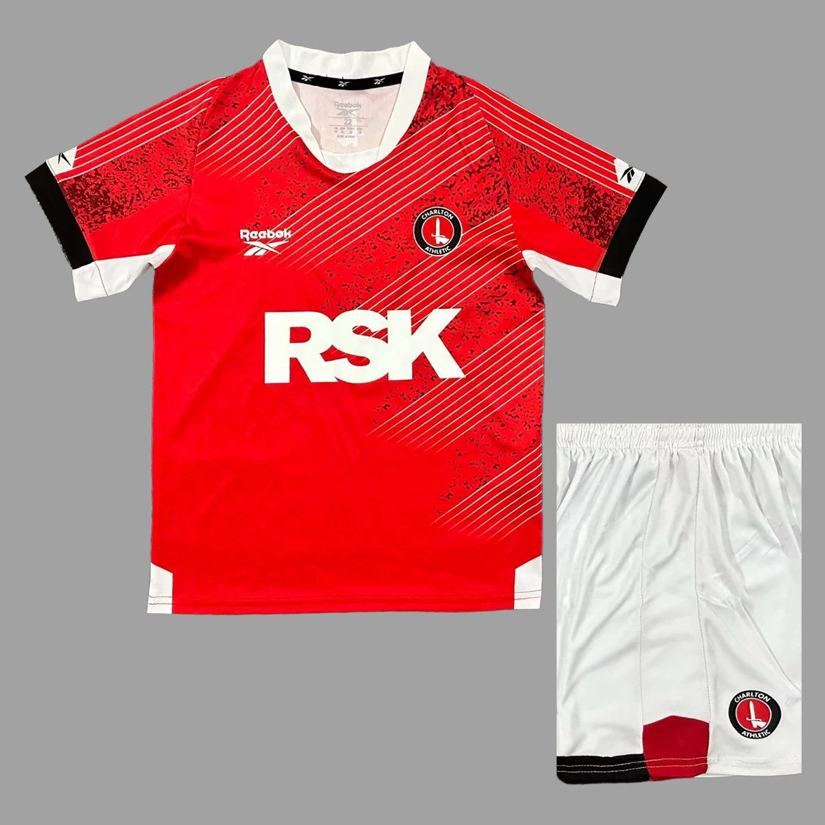 25/26 Charlton Athletic Home Kids Soccer Jersey Size 16-28
