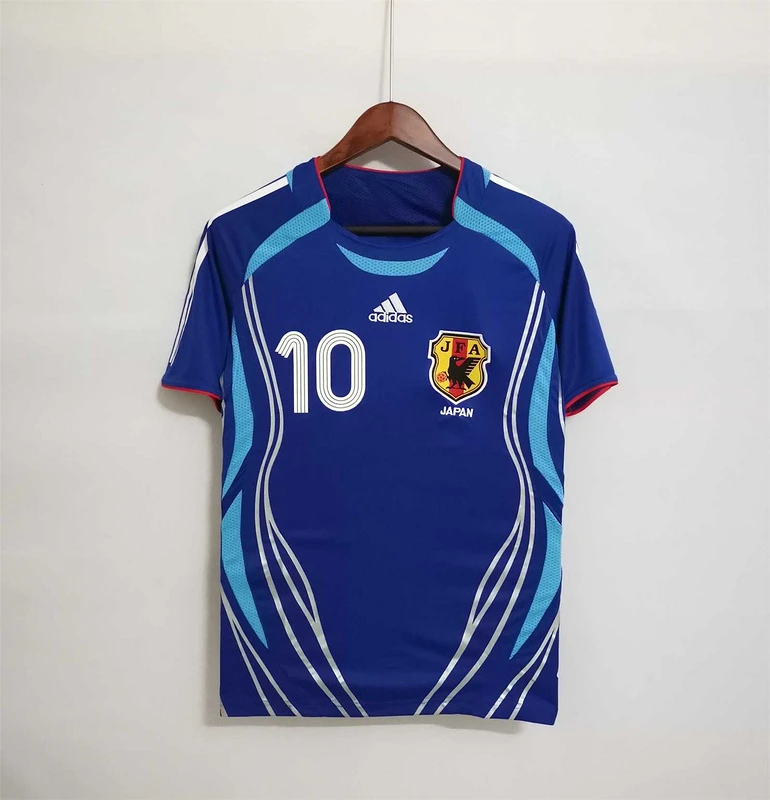 2006 Japan home blue
