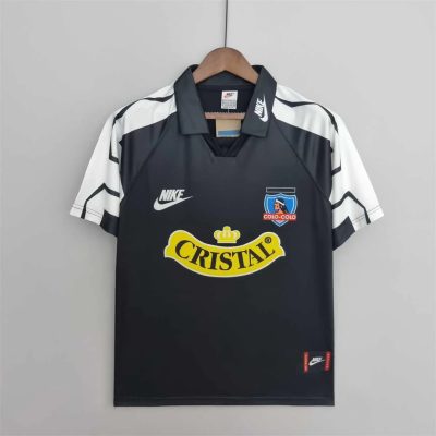 95 Colo-Colo away