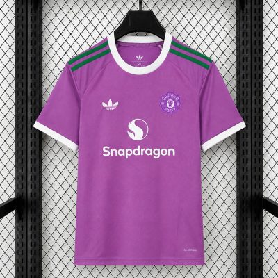 26/27 Manchester United Goalkeeper 2 Soccer Jersey