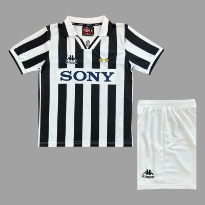 96/97 Juventus Home Kids Retro Soccer Jersey Size 16-28