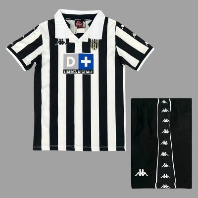 99/00 Juventus Home Kids Retro Soccer Jersey Size 16-28