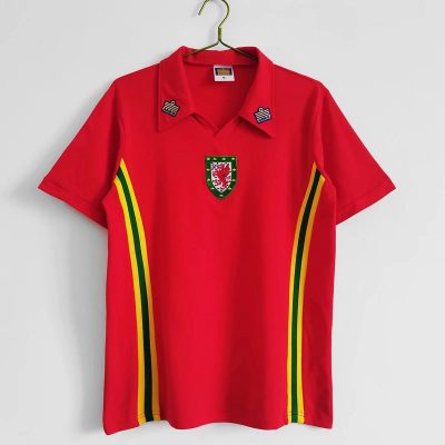 1976 Wales Home Retro Soccer Jersey