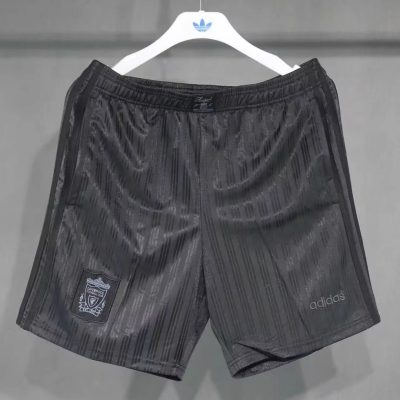 95/96 Liverpool Black Soccer Shorts