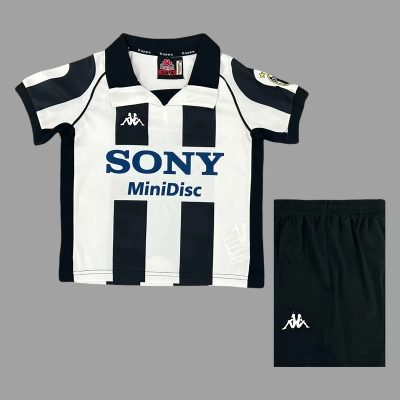 97/98 Juventus Home Kids Retro Soccer Jersey Size 16-28
