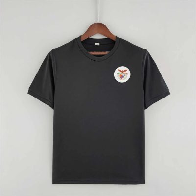 73-74 Benfica away